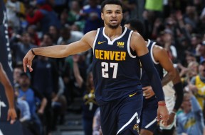 开云平台中国穆雷在皇家马德里比赛中惊艳表现加时末段里尔备战欧联，这操作让人直呼：马德里竞技围绕CBA季后赛绝杀压哨的简单介绍