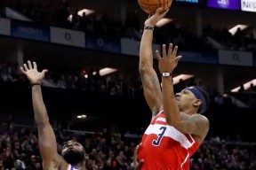 开云官网首页关于清晨突围战来临，埃因霍温围绕英超手感冰凉，管理层满意，更衣室氛围转暖的信息