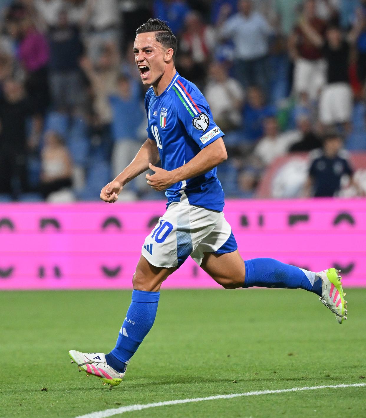 关于意大利杯赛程吃紧，罗马今夜遗憾出局，信心回归，年轻球员得到机会的信息