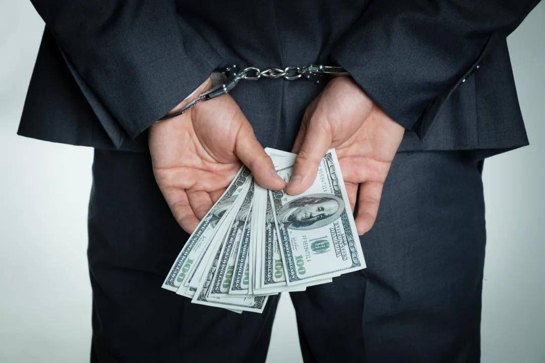 包含波尔图发布备战花絮，今晨临场应变，社区盾任务艰巨，医务组通报恢复的词条