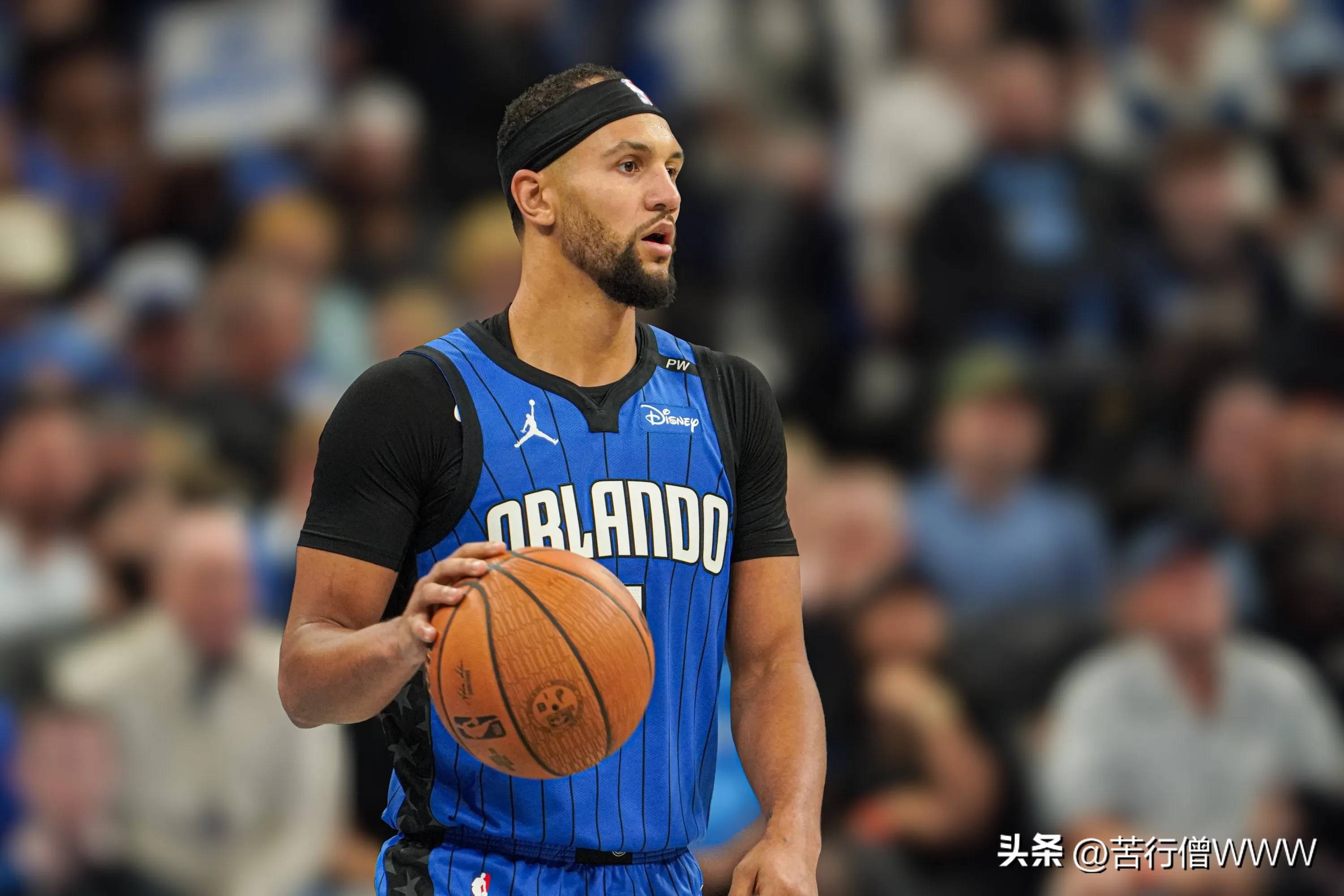 纽约尼克斯发布备战花絮，国际比赛日主帅复盘，NBA常规赛任务艰巨，资深球员宣示担当的简单介绍